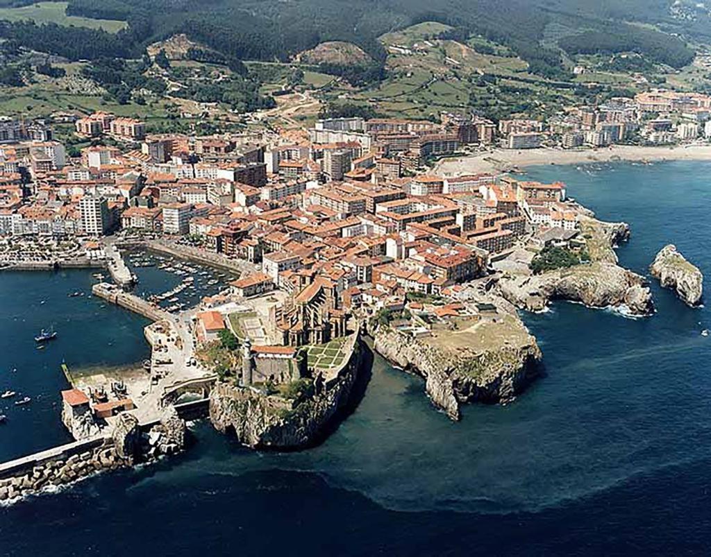 Precioso Estudio En Castro Urdiales Apartment Exterior foto